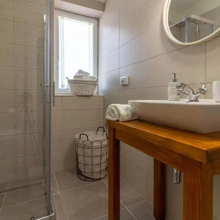 Villa Stora Kuca With Private Pool Buzet